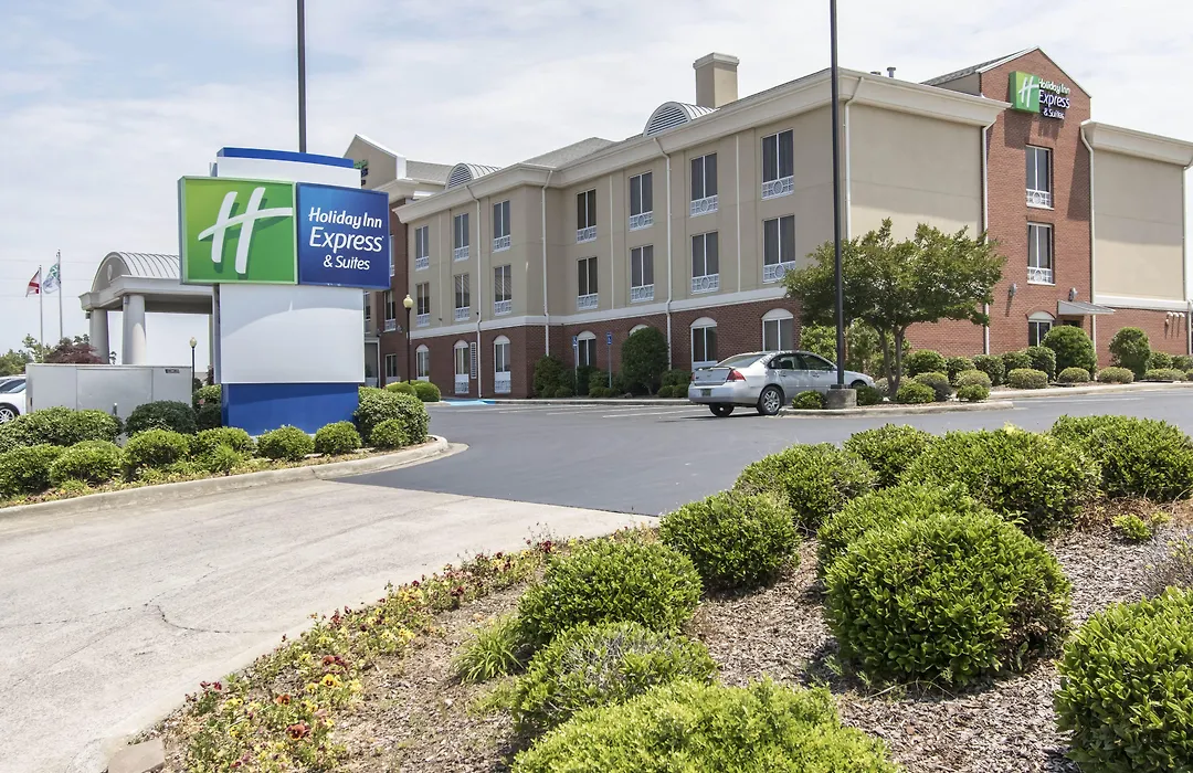 Holiday Inn Express & Suites Cullman-1